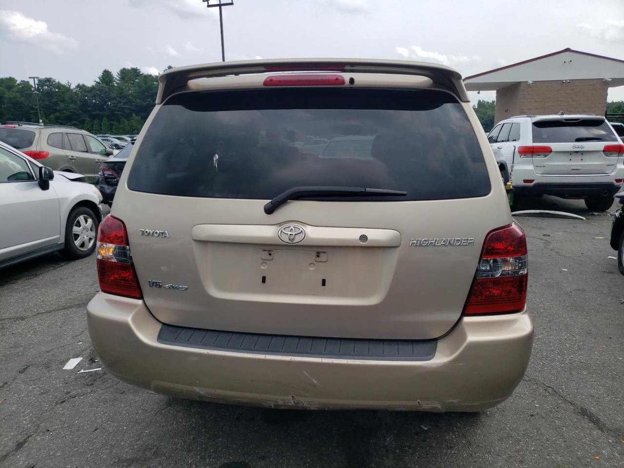 2005 Toyota Highlander Limited VIN: JTEEP21A450101016 Lot: 64387104