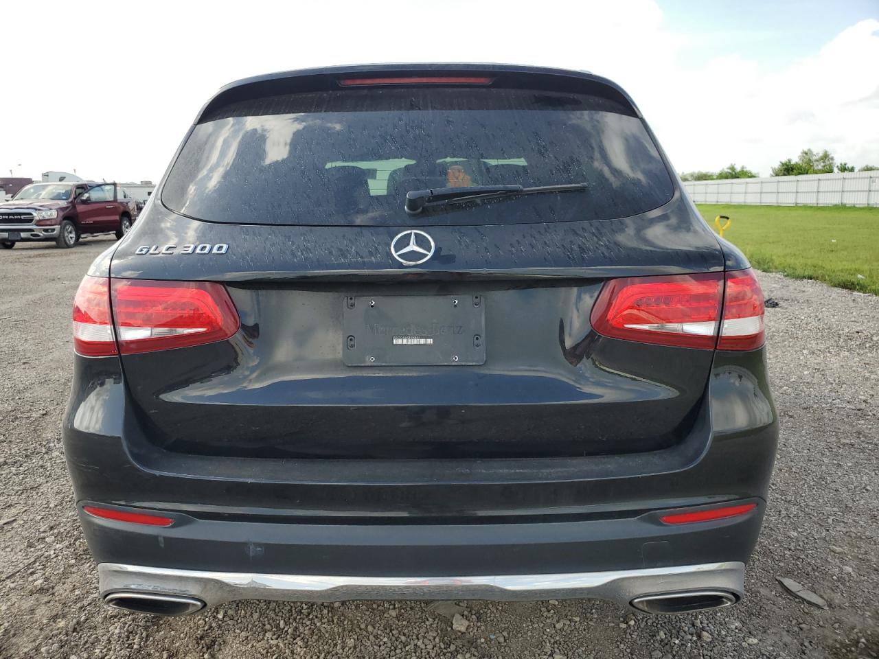 WDC0G4JBXGF090830 2016 Mercedes-Benz Glc 300