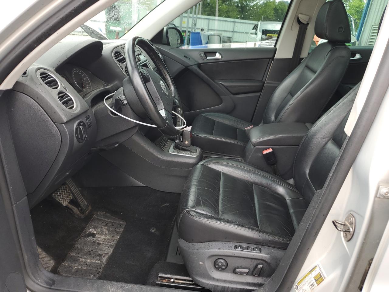 2010 Volkswagen Tiguan Se VIN: WVGBV7AX6AW535925 Lot: 64509364
