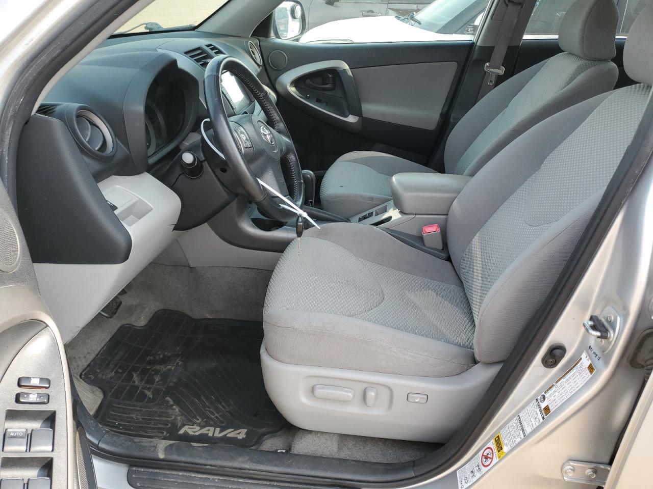 2006 Toyota Rav4 Limited VIN: JTMBD31V466022095 Lot: 64371414