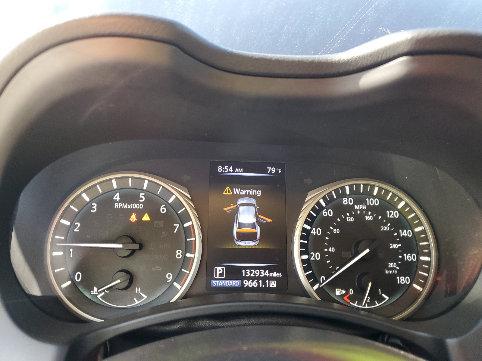 JN1EV7AR4JM435825 2018 Infiniti Q50 Luxe