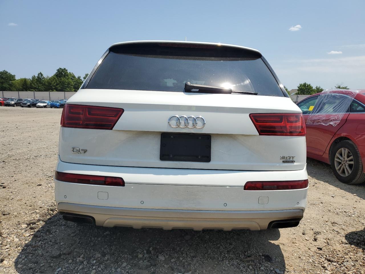 WA1AAAF78HD031958 2017 Audi Q7 Premium