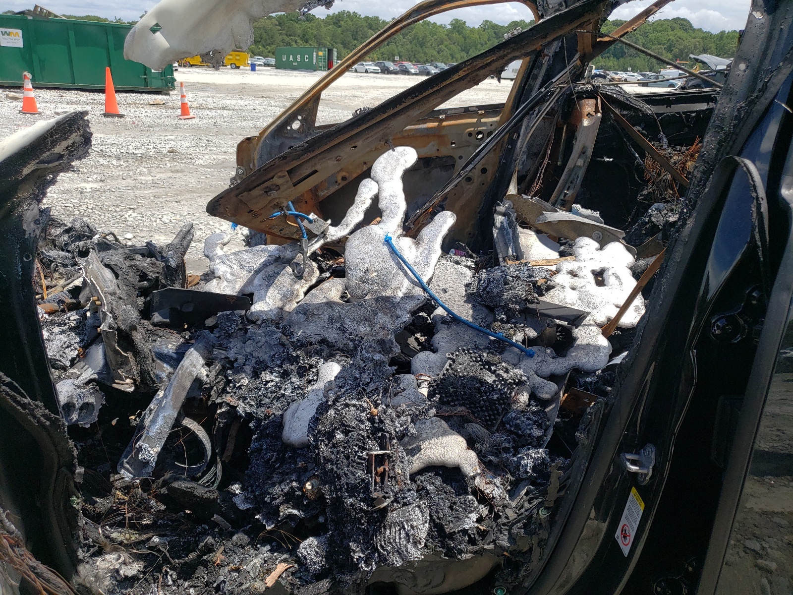 SALYB2EX3KA792794 2019 Land Rover Range Rover Velar S