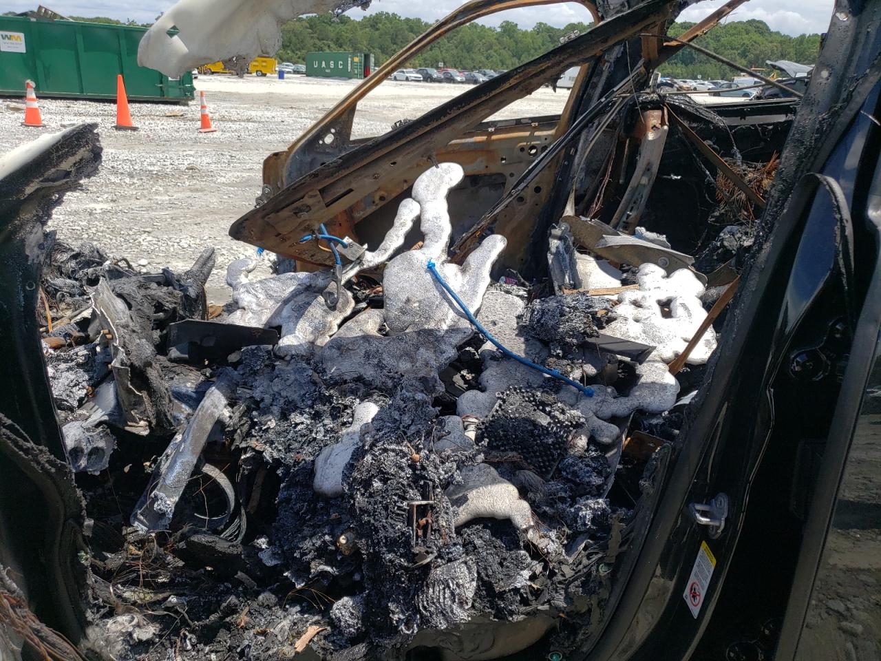 2019 Land Rover Range Rover Velar S VIN: SALYB2EX3KA792794 Lot: 64074194