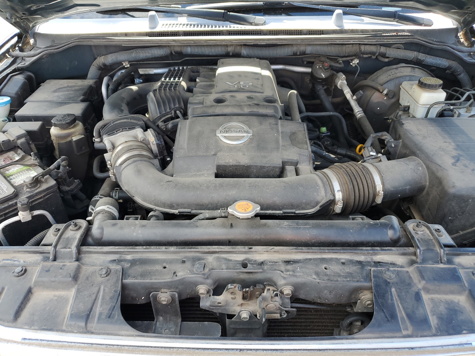 5N1AR18W46C666273 2006 Nissan Pathfinder Le