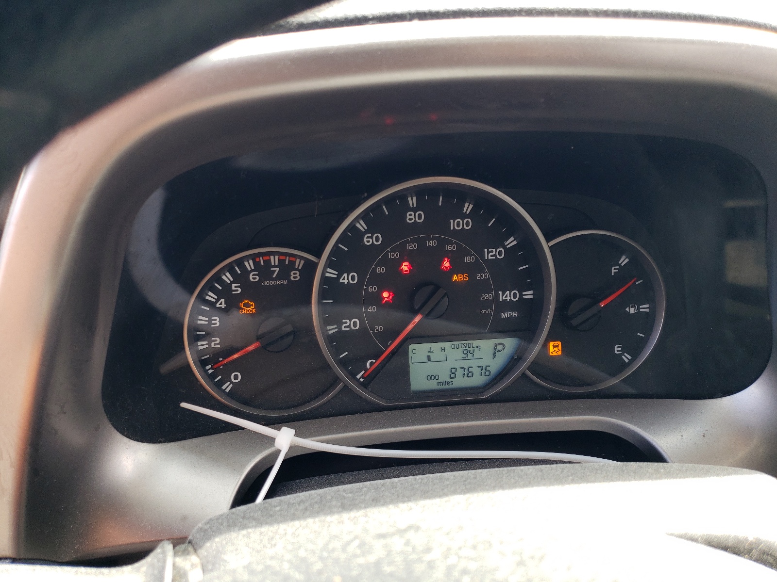 JTMZFREV8GJ085513 2016 Toyota Rav4 Le