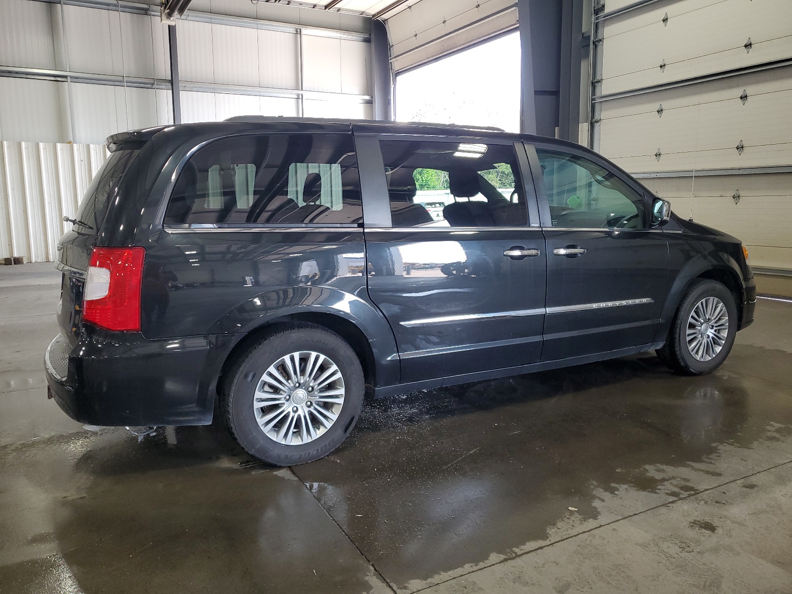 2013 Chrysler Town & Country Touring L vin: 2C4RC1CG9DR734659