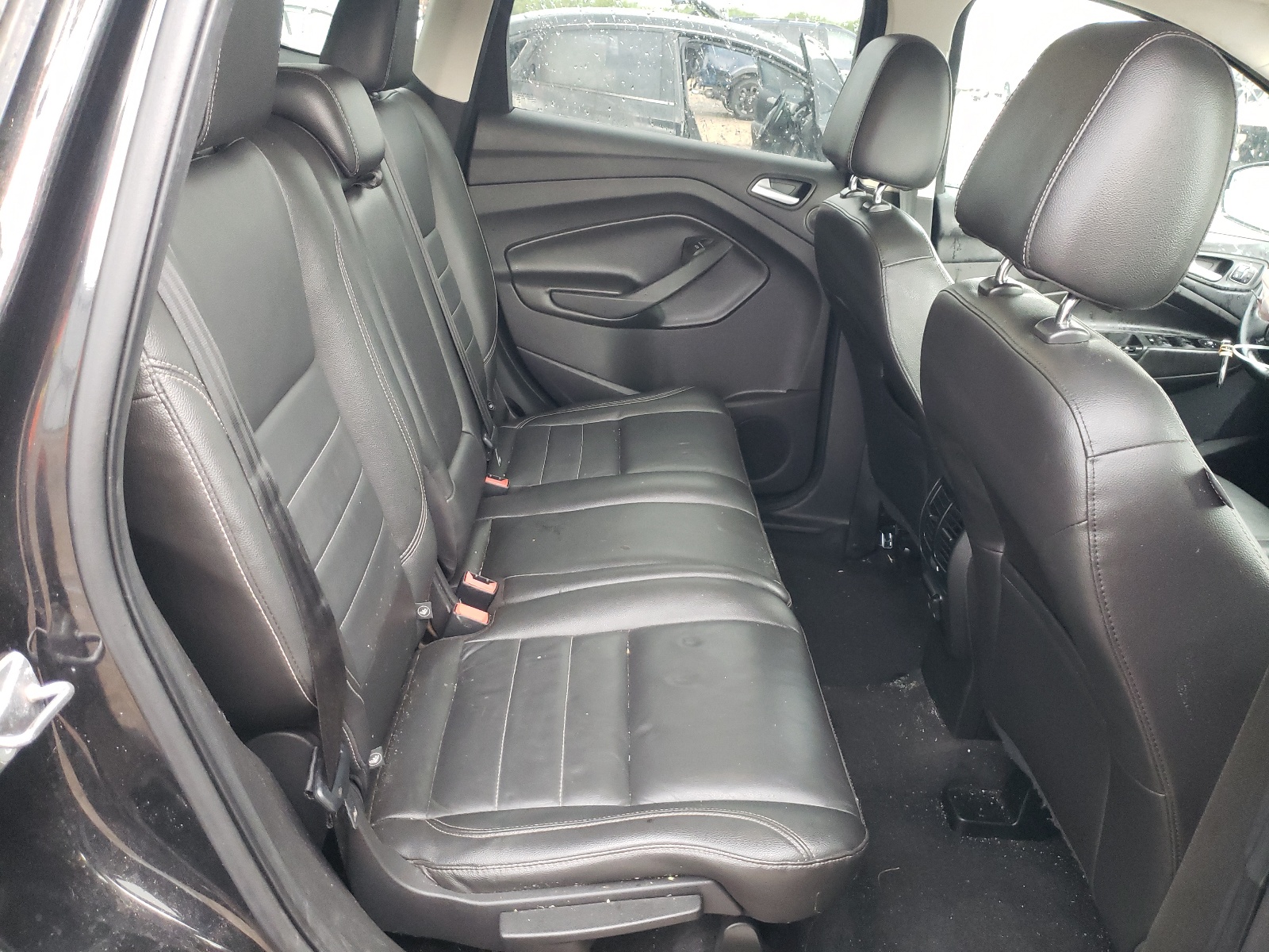 1FMCU0J94FUC78394 2015 Ford Escape Titanium