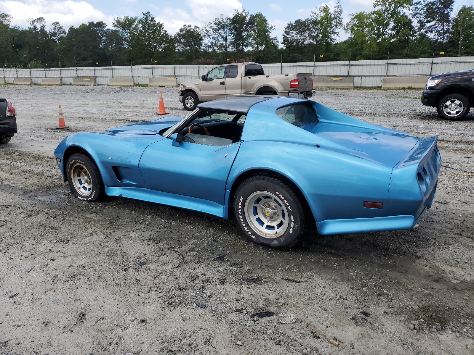 1Z37L7S410757 1977 Chevrolet Corvette 4