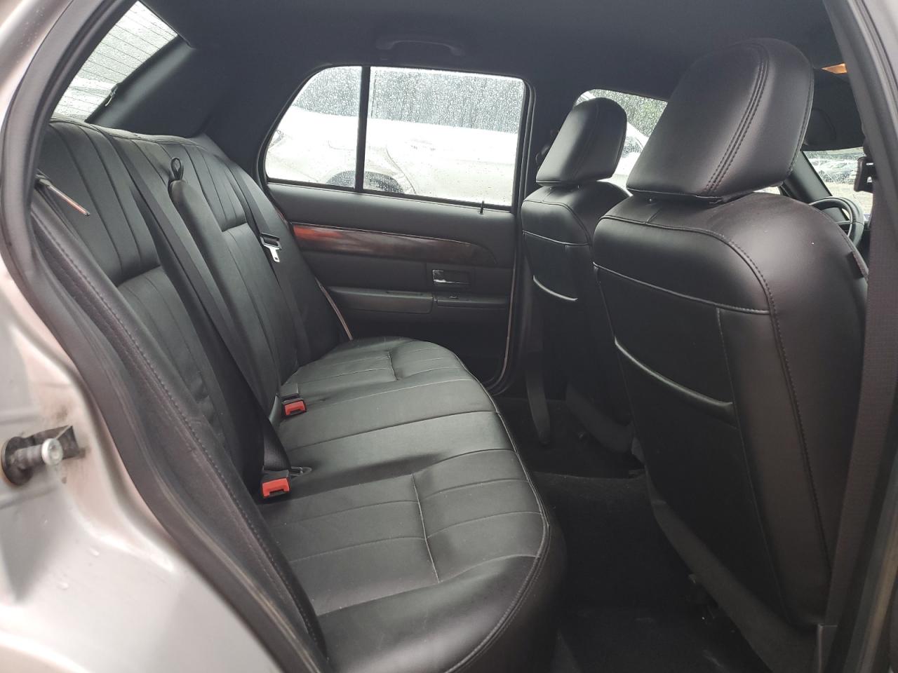 2007 Mercury Grand Marquis Ls VIN: 2MEHM75V87X613868 Lot: 63267944