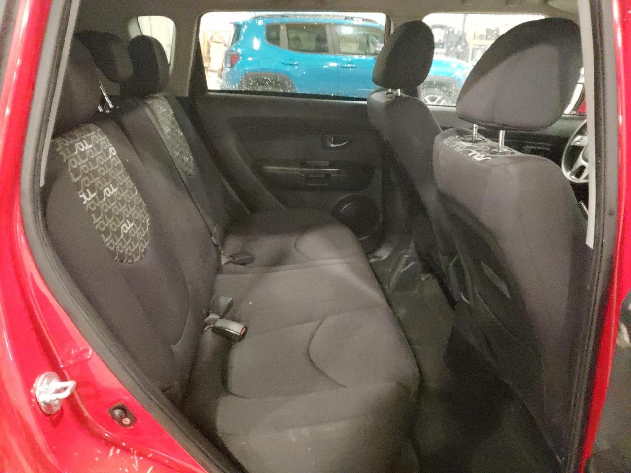 2011 Kia Soul + VIN: KNDJT2A21B7226890 Lot: 62721104