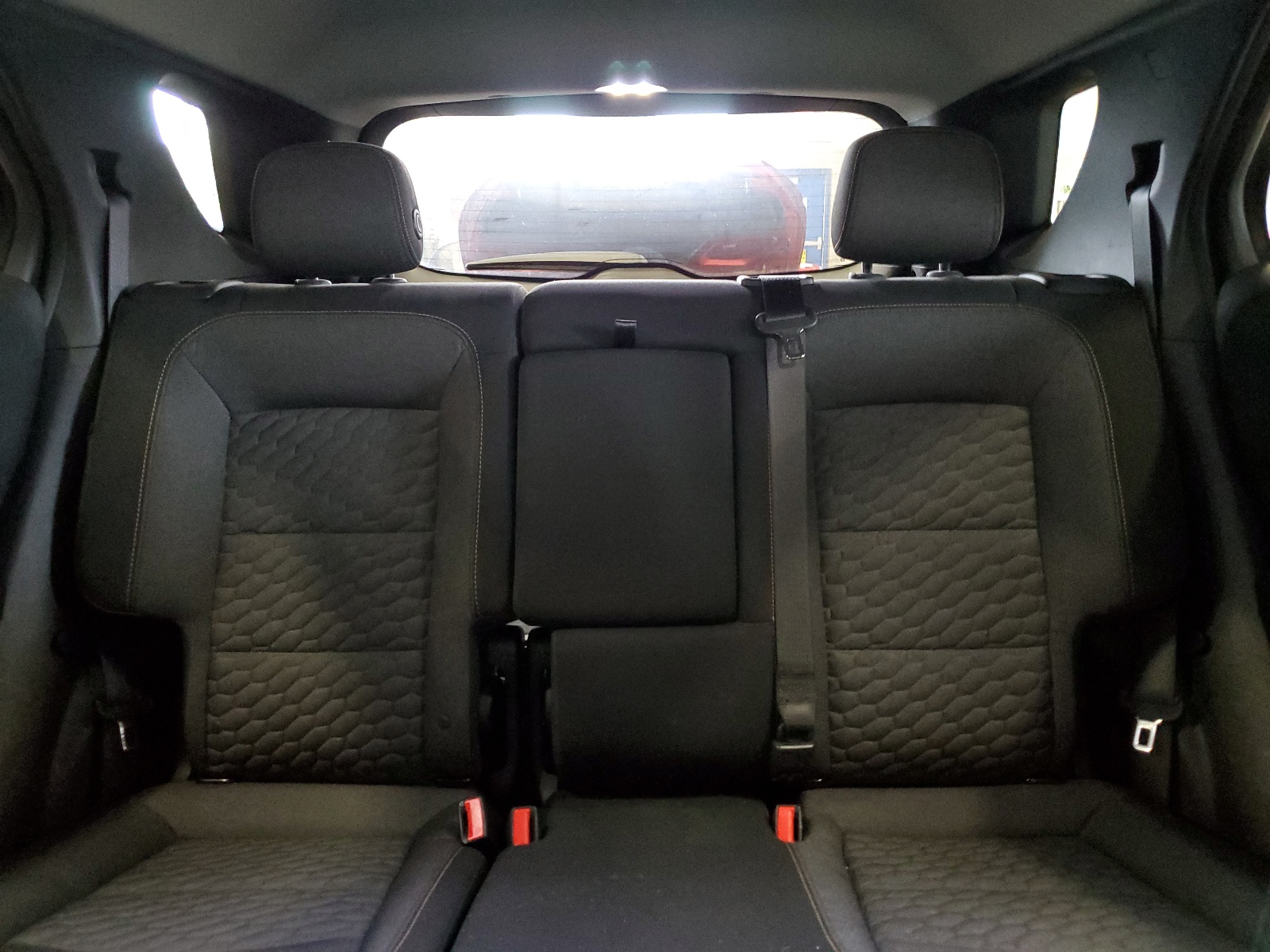 2GNAXJEVXJ6146075 2018 Chevrolet Equinox Lt