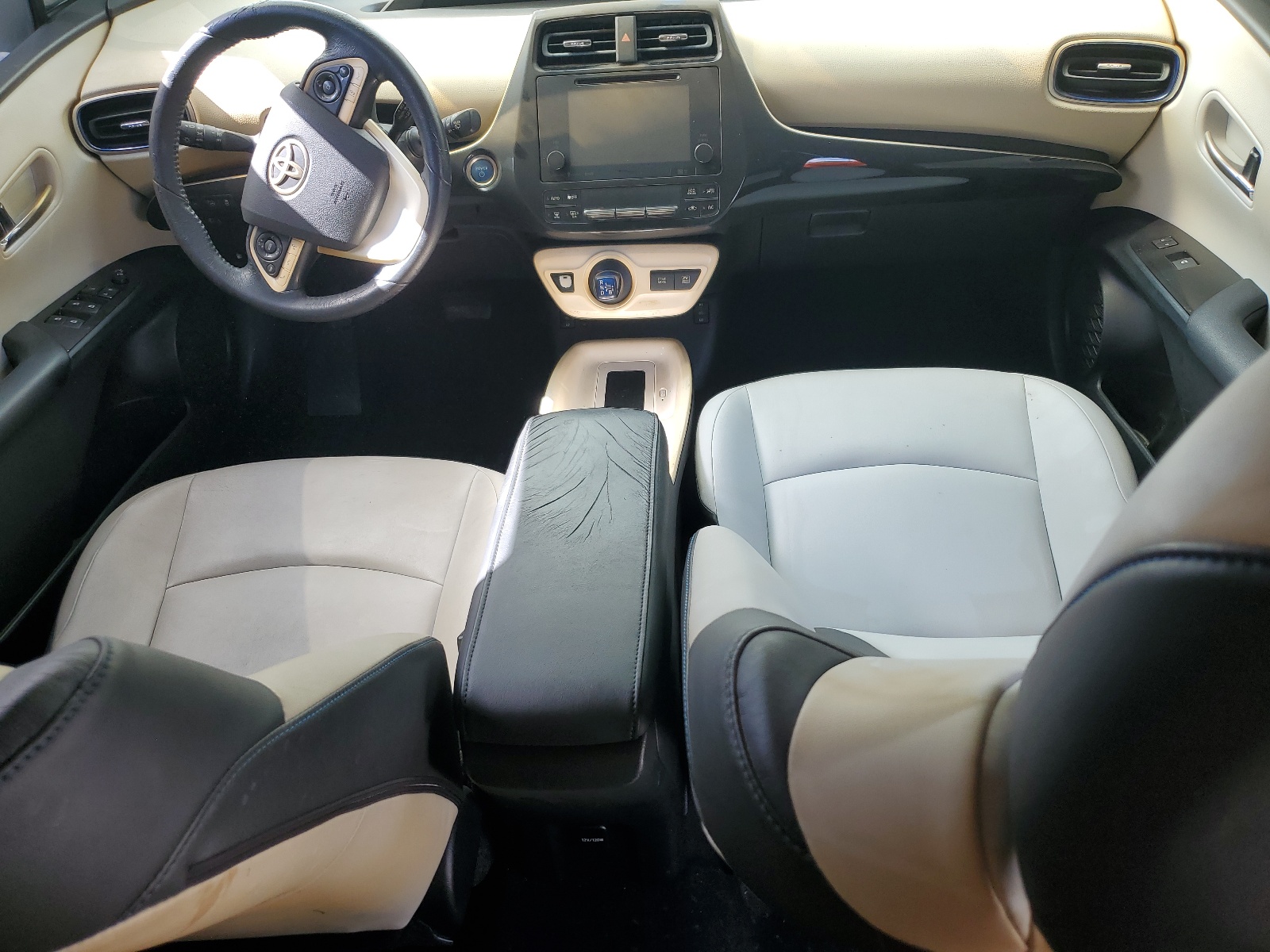 JTDKARFU5H3539003 2017 Toyota Prius