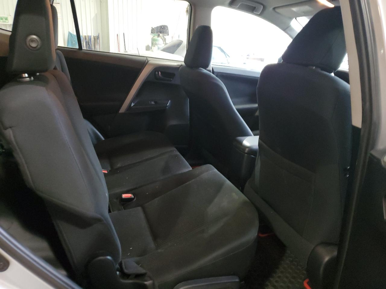 2017 Toyota Rav4 Le VIN: 2T3ZFREV4HW357624 Lot: 64011094