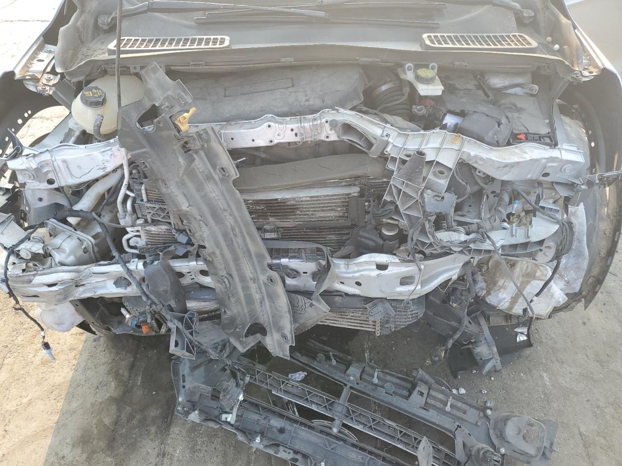 2017 Ford Escape Se VIN: 1FMCU0G90HUC03671 Lot: 64747514