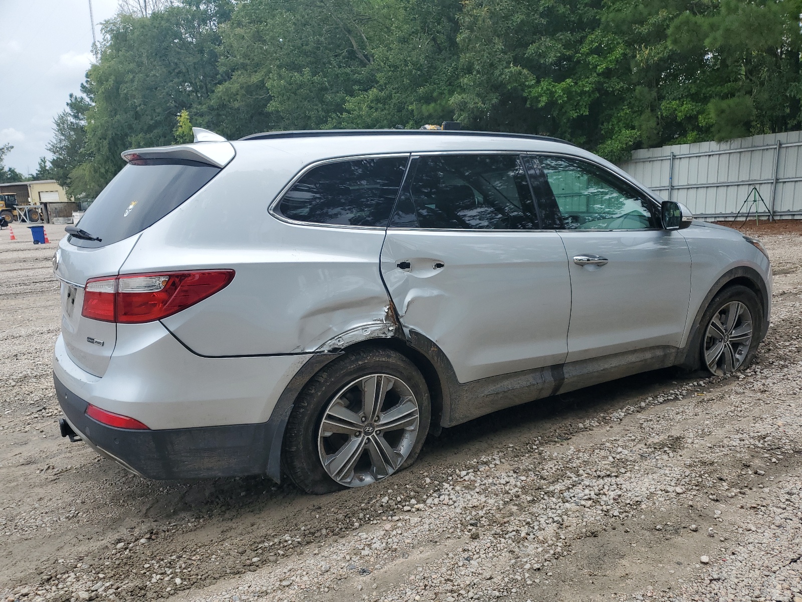 KM8SRDHF1FU120689 2015 Hyundai Santa Fe Gls