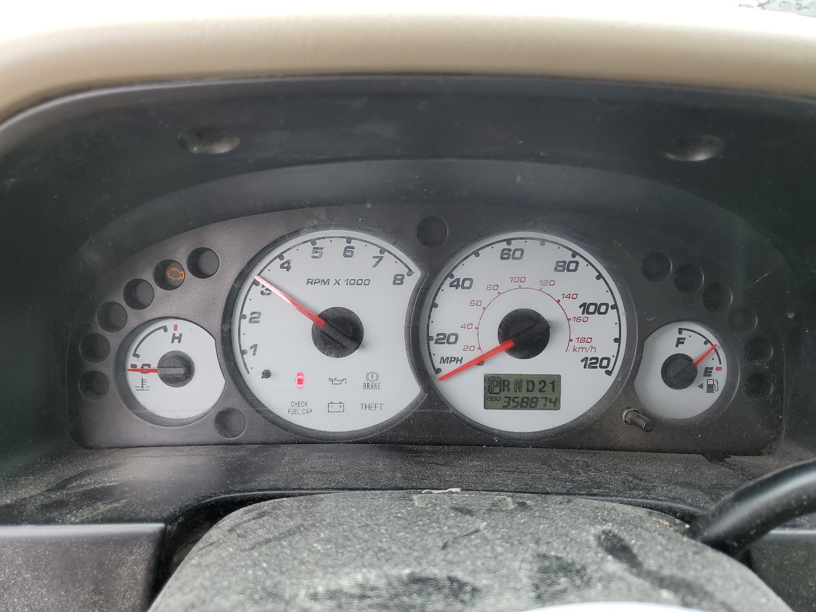 1FMYU03154KA81109 2004 Ford Escape Xlt