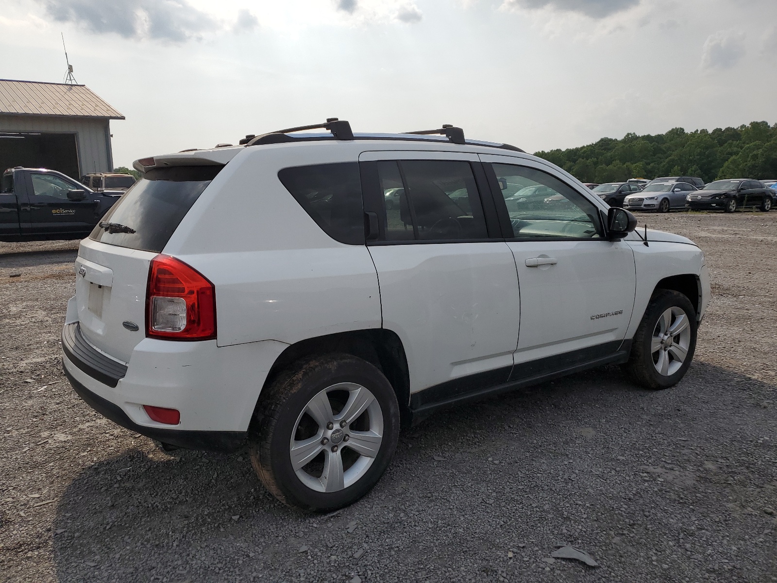 2013 Jeep Compass Latitude vin: 1C4NJDEB9DD246242