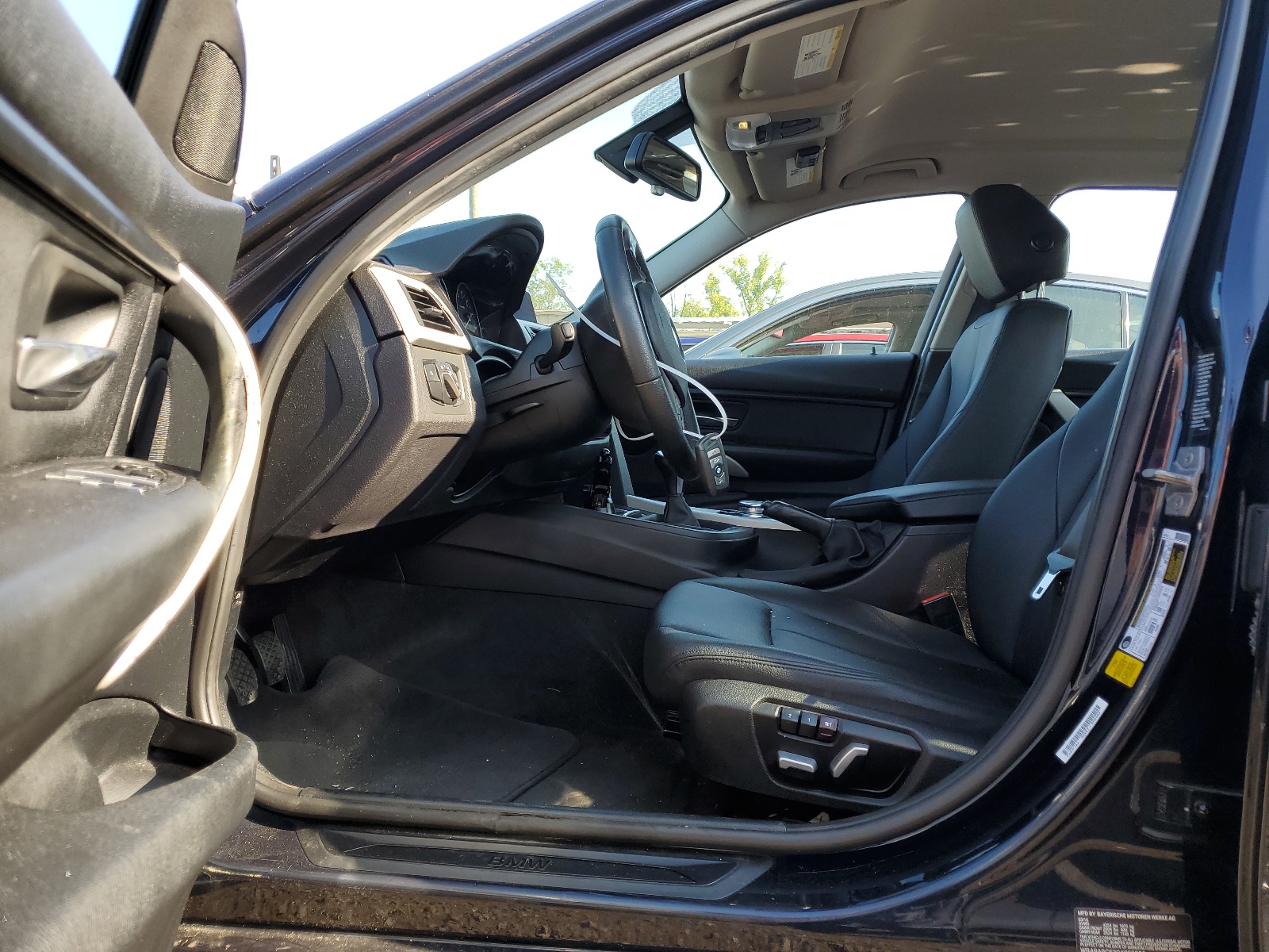 WBA8A9C53GK622566 2016 BMW 320 I