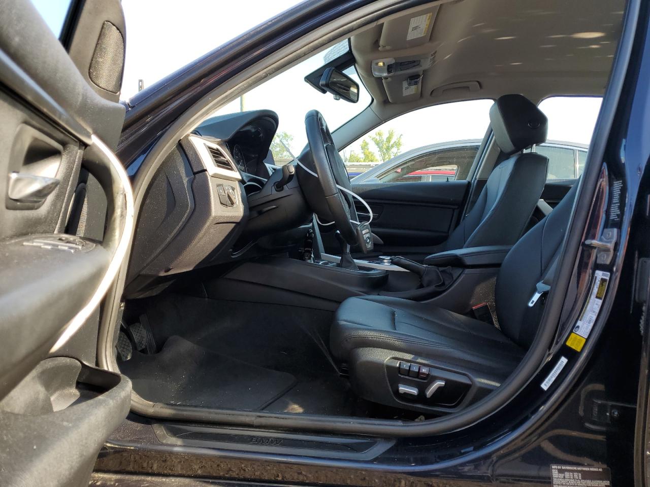 2016 BMW 320 I VIN: WBA8A9C53GK622566 Lot: 63982474