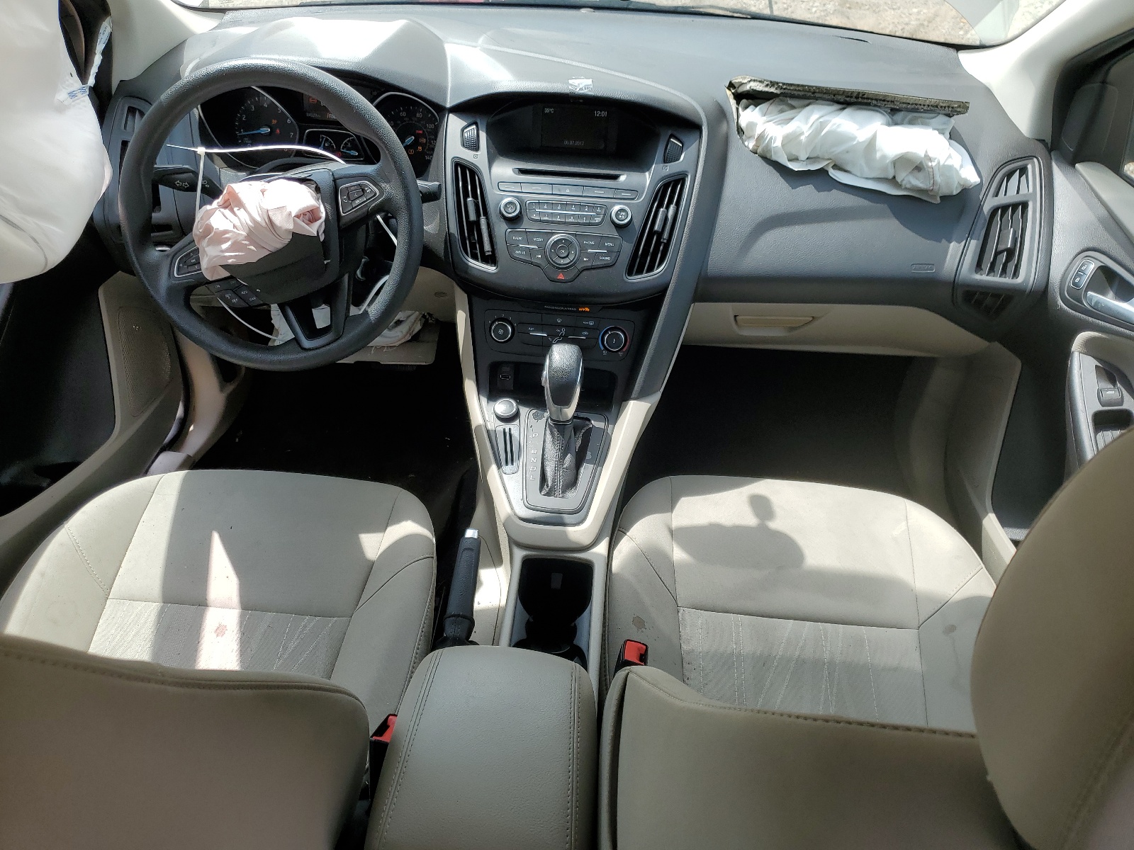 1FADP3F21HL301688 2017 Ford Focus Se