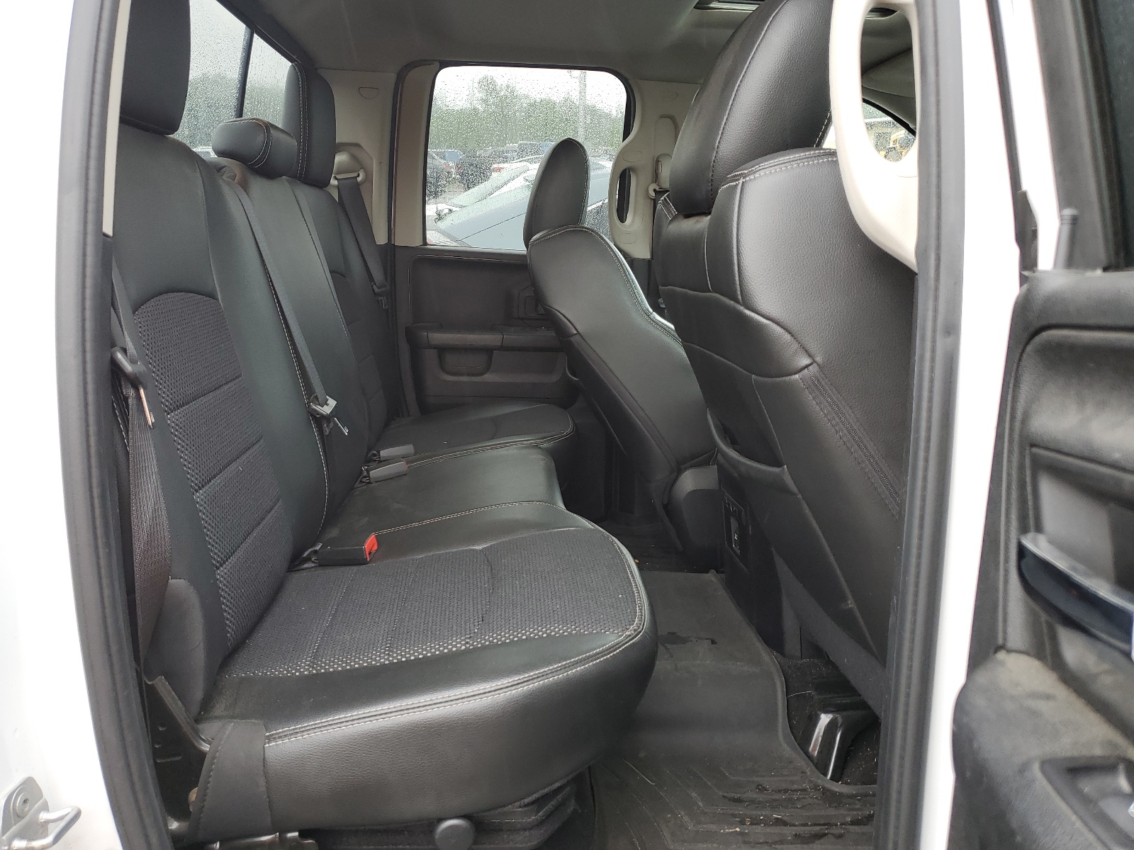 1C6RR7HT1FS505280 2015 Ram 1500 Sport