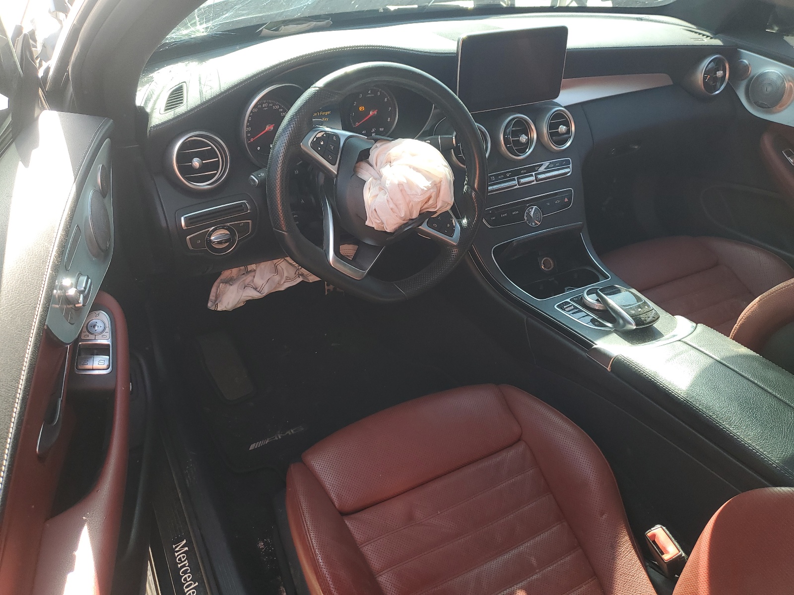 WDDWJ4JB5HF450076 2017 Mercedes-Benz C 300