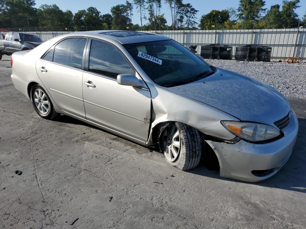 2004 Toyota Camry Le VIN: 4T1BF30K04U576661 Lot: 62947344