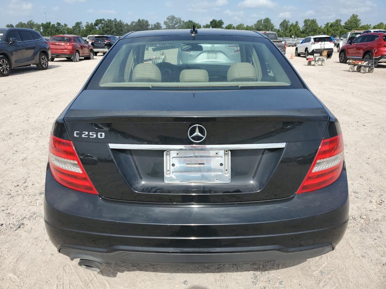 2013 Mercedes-Benz C 250 VIN: WDDGF4HB3DR299632 Lot: 61823554