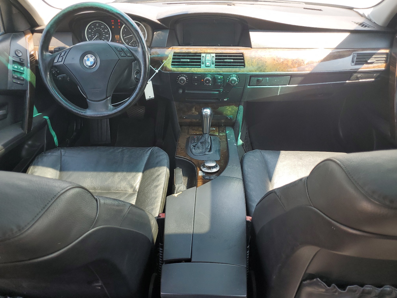 WBANF73566CG65917 2006 BMW 530 Xi