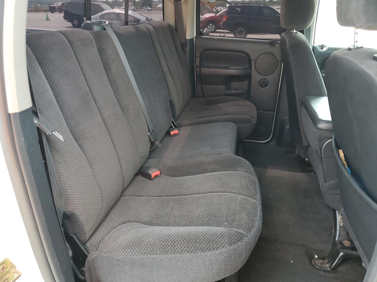 2002 Dodge Ram 1500 VIN: 1D7HA18N22S703490 Lot: 64842464