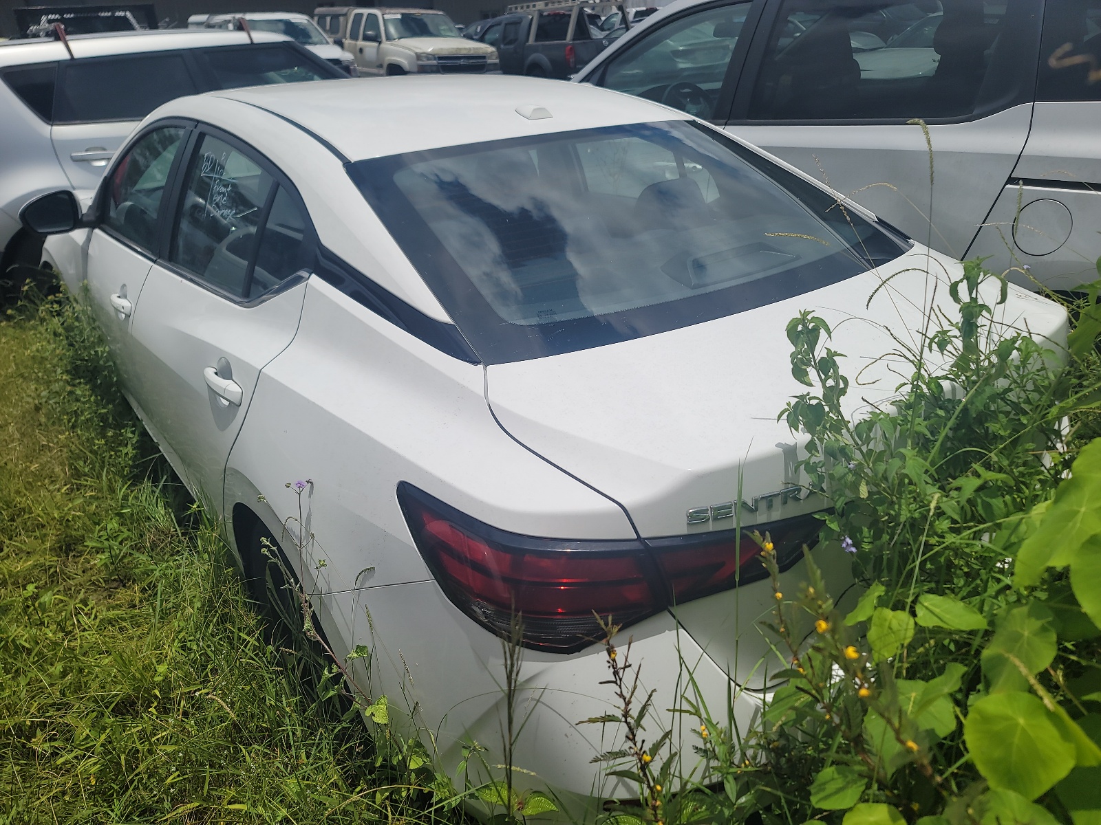 2022 Nissan Sentra Sv vin: 3N1AB8CV8NY255841