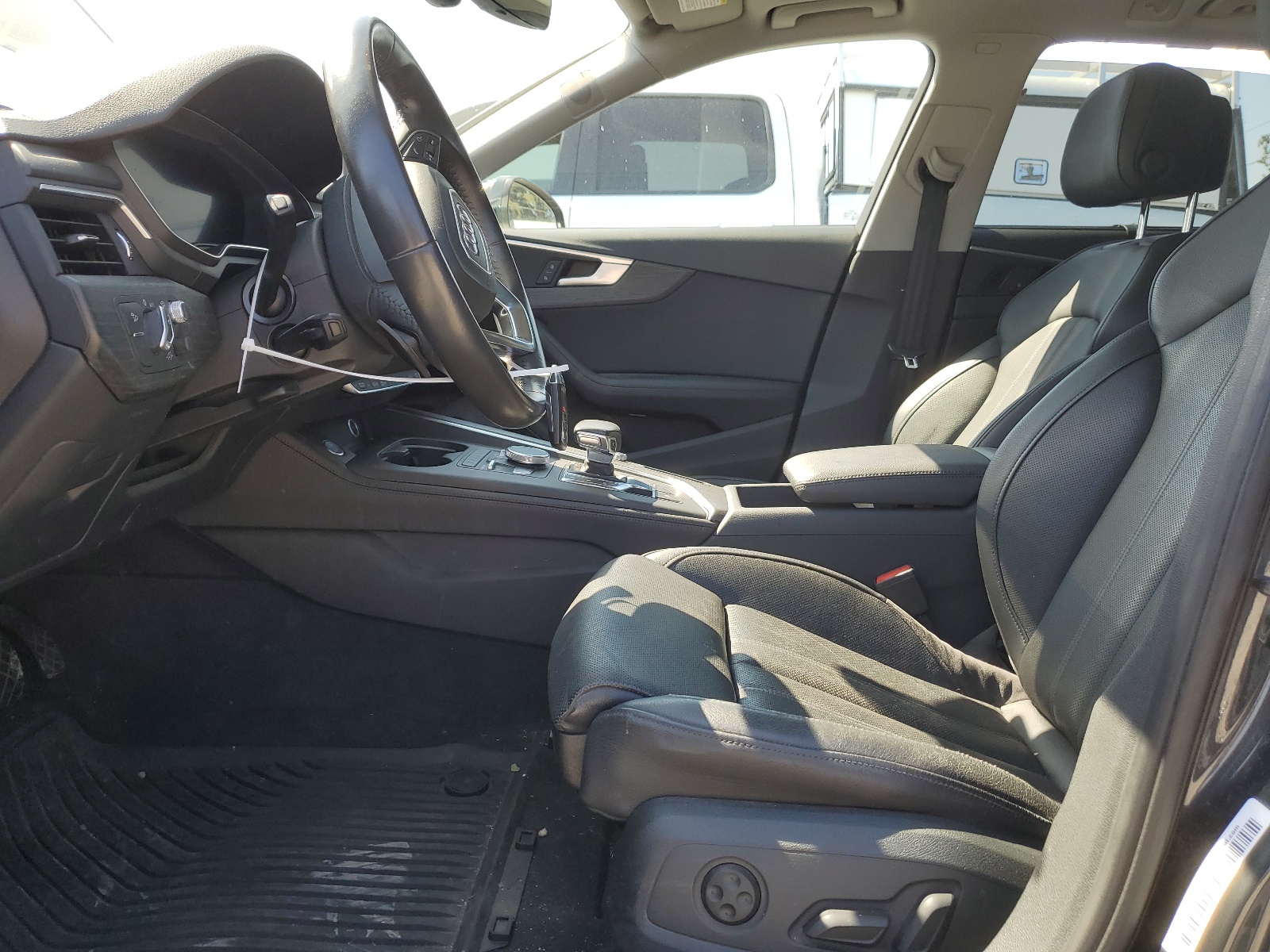 WA19NAF41JA114667 2018 Audi A4 Allroad Prestige