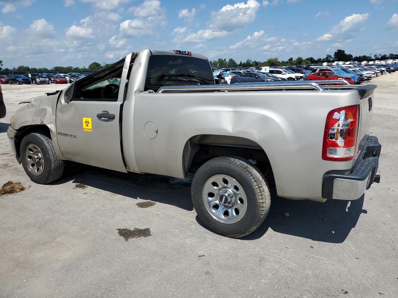 2008 GMC Sierra - Image 2