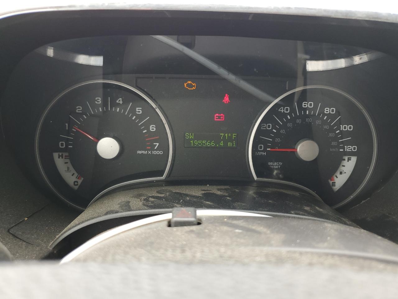 2008 Ford Explorer Xlt VIN: 1FMEU73E98UB19823 Lot: 63670344