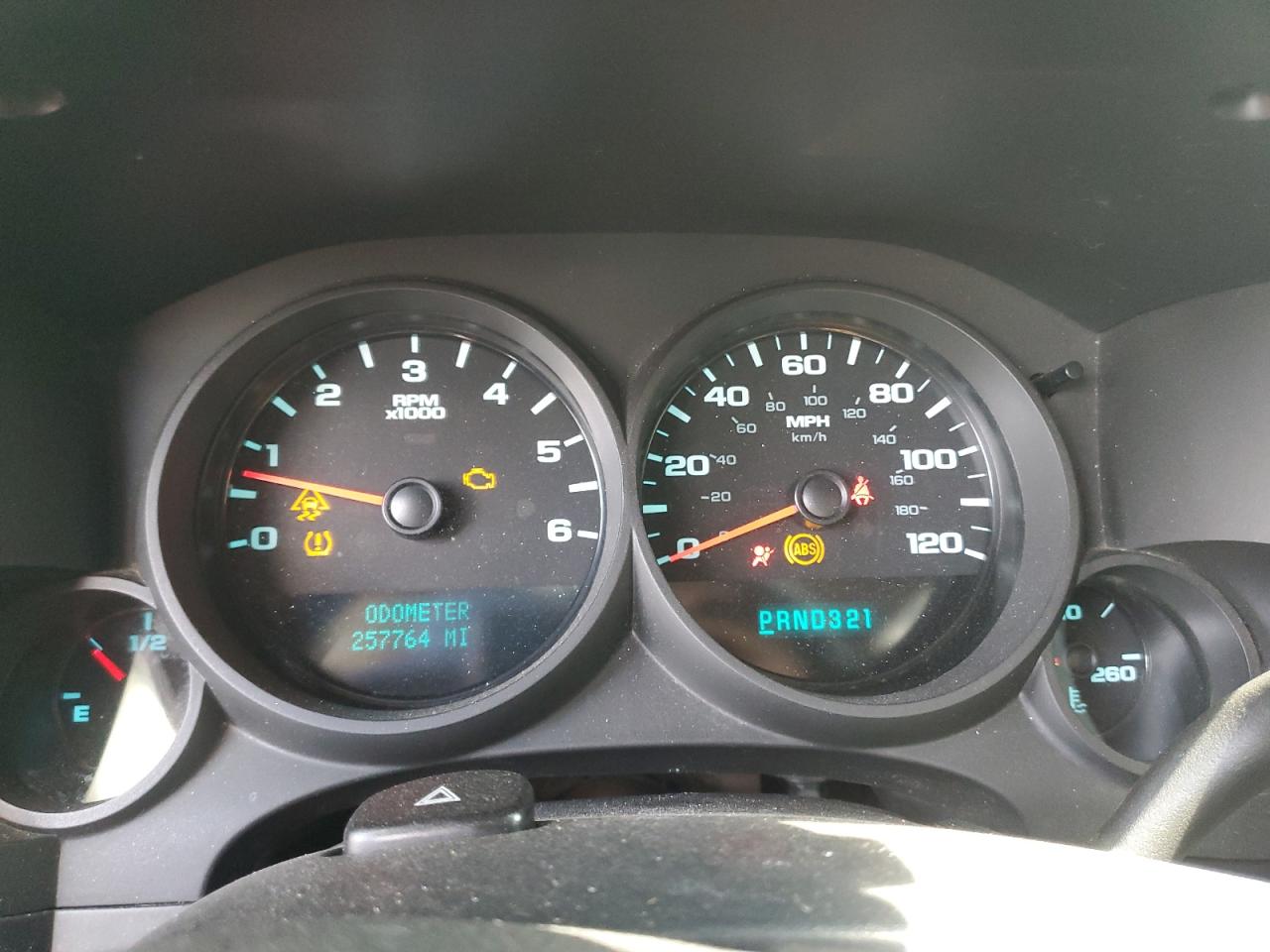 2011 Chevrolet Silverado C1500 Ls VIN: 1GCRCREA0BZ337304 Lot: 63040494