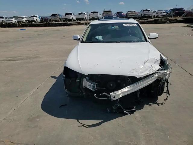 2016 Audi A4 Premium Plus S-Line VIN: WAUEFAFL0GN013501 Lot: 62458934