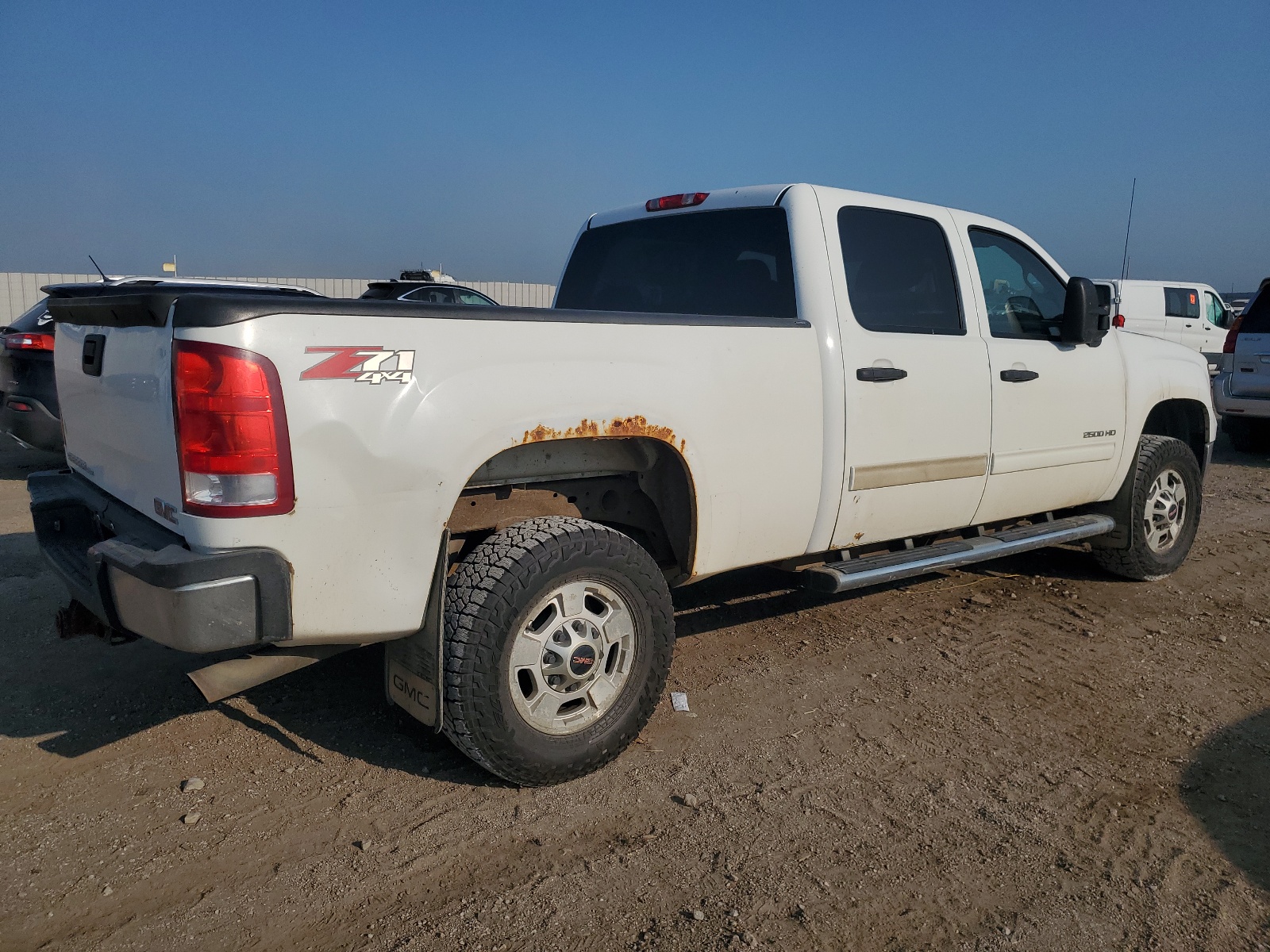 1GT120CG9BF226819 2011 GMC Sierra K2500 Sle