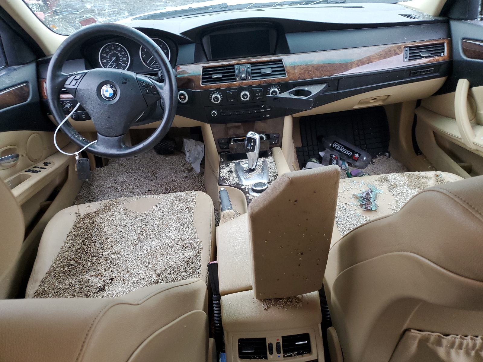 WBANV13598CZ59473 2008 BMW 528 Xi