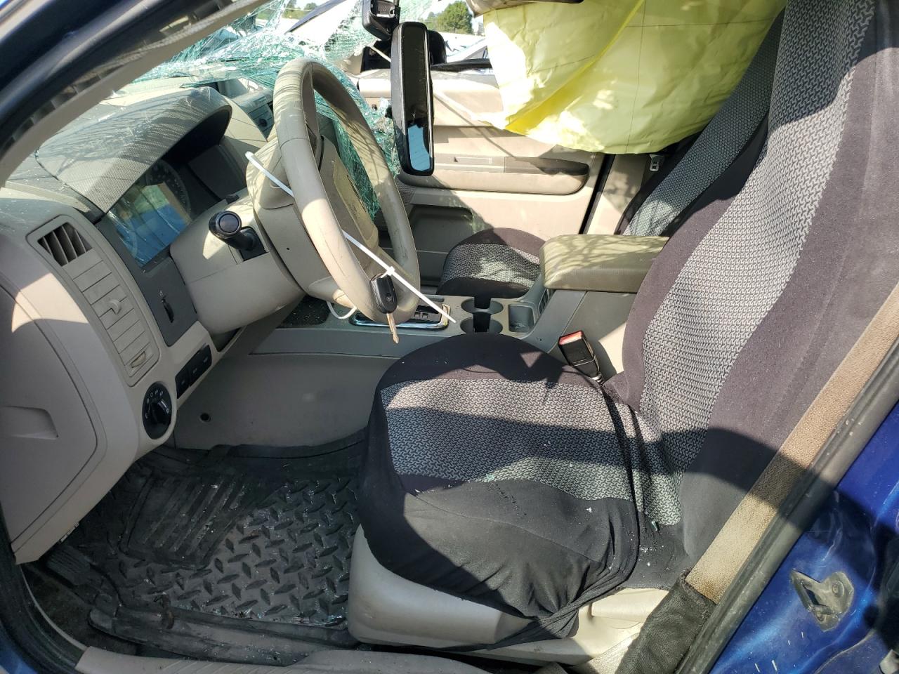 2008 Ford Escape Xlt VIN: 1FMCU03Z38KB27994 Lot: 64965724