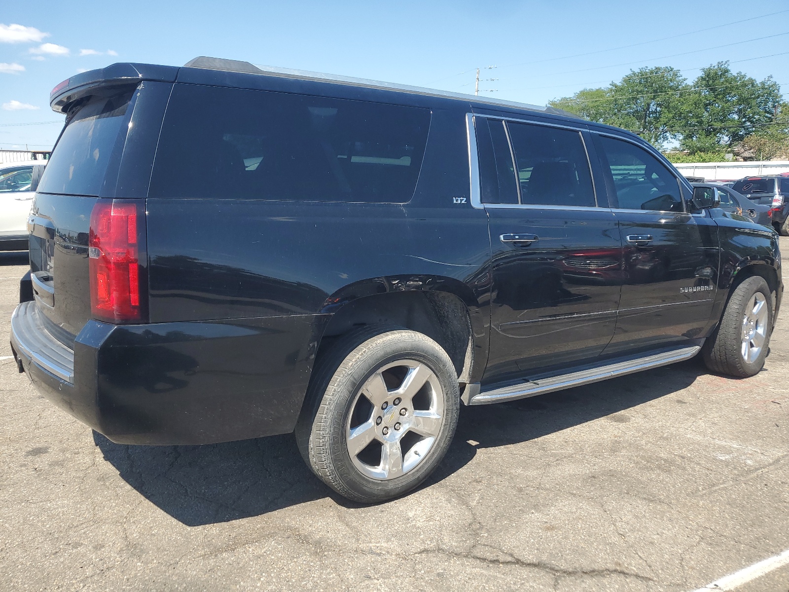 2016 Chevrolet Suburban K1500 Ltz vin: 1GNSKJKC0GR123813