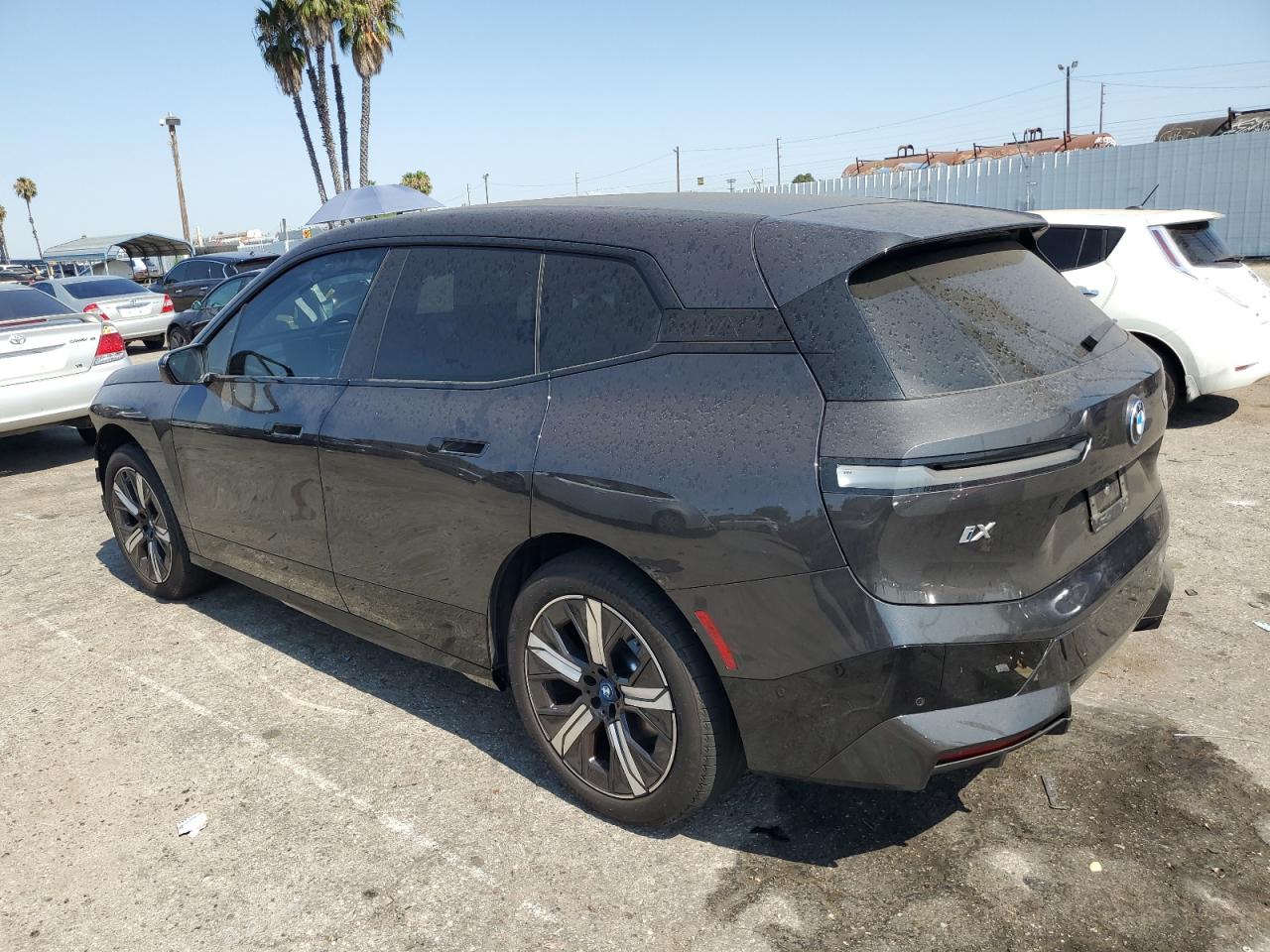 2023 BMW Ix xDrive50 VIN: WB523CF01PCM01988 Lot: 62398094