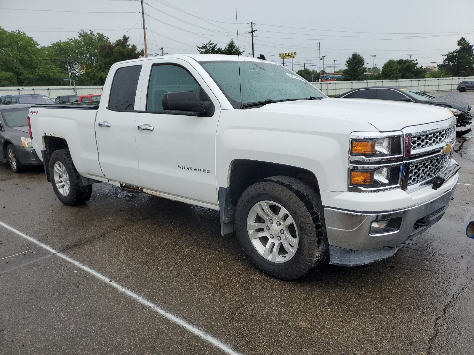 2014 Chevrolet Silverado K1500 Lt vin: 1GCVKREH7EZ368021