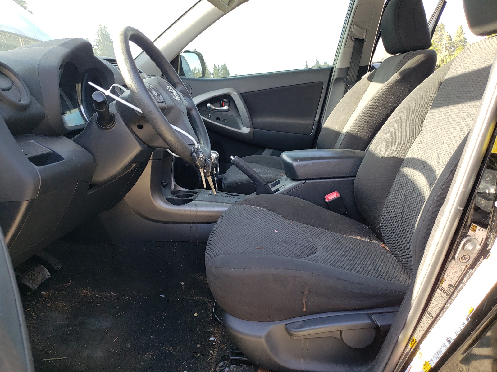 JTMRF4DV0B5042788 2011 Toyota Rav4 Sport