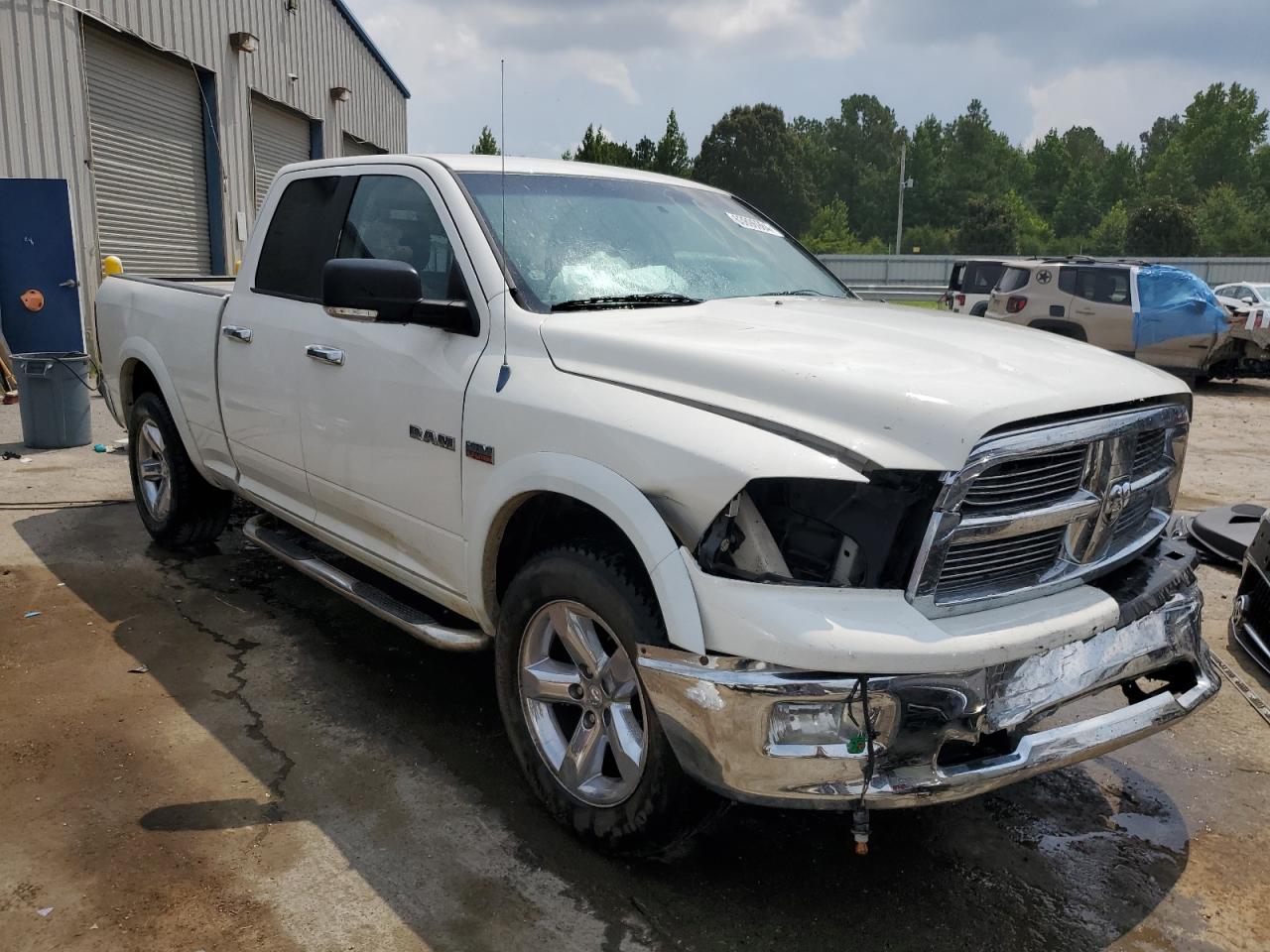 2009 Dodge RAM - Image 4