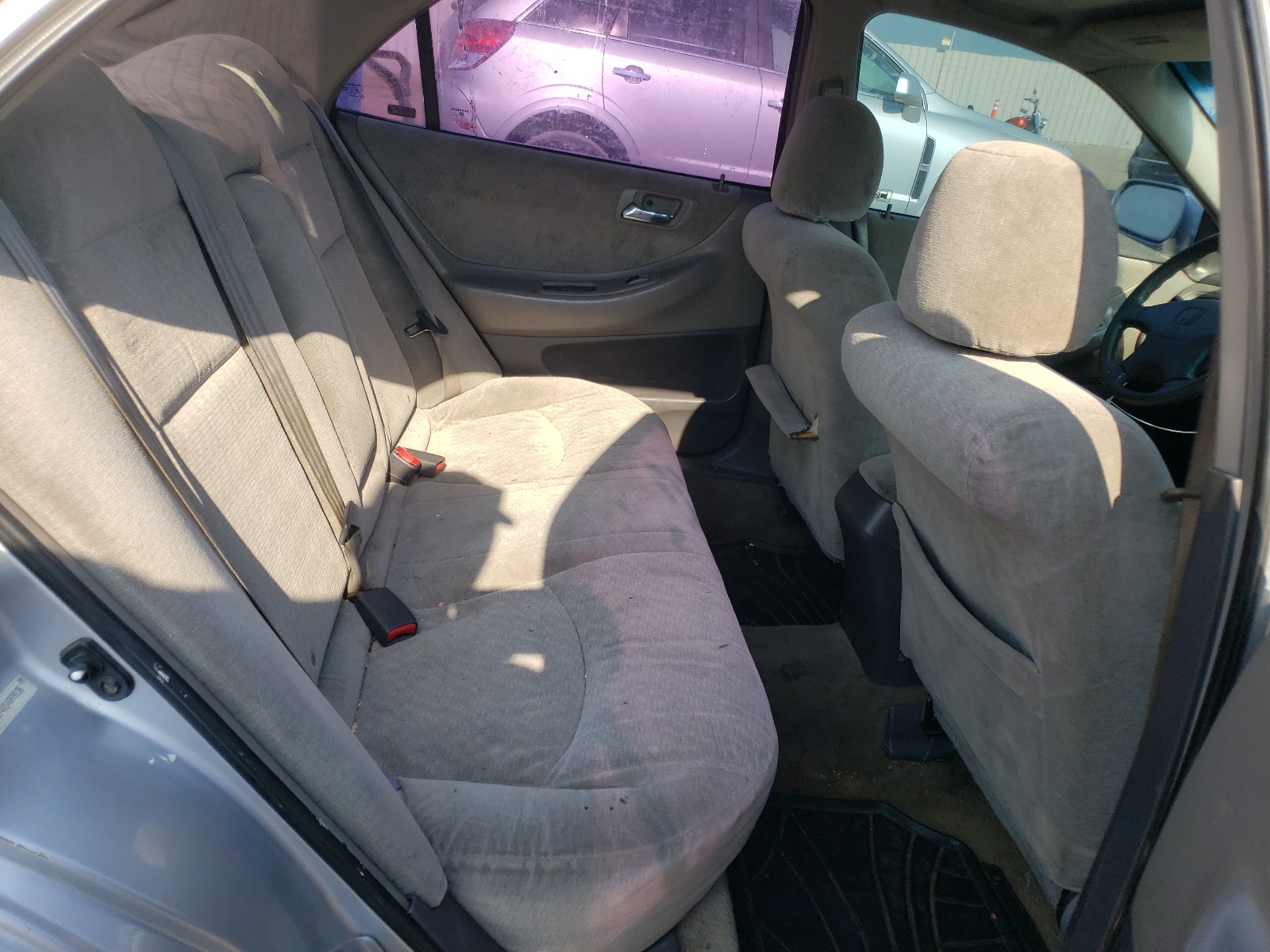 1HGCG56401A068036 2001 Honda Accord Lx