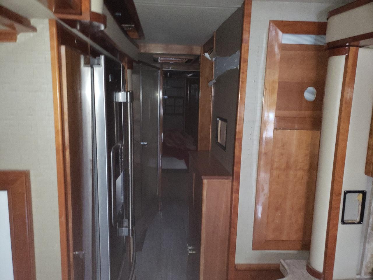 5VBZA89A2KA119221 2019 Tiffin Motorhomes Inc Zephyr