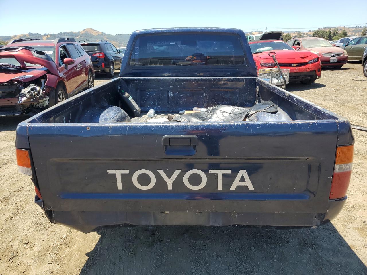 1992 Toyota Pickup 1/2 Ton Short Wheelbase VIN: JT4RN81A5N0103761 Lot: 64627604