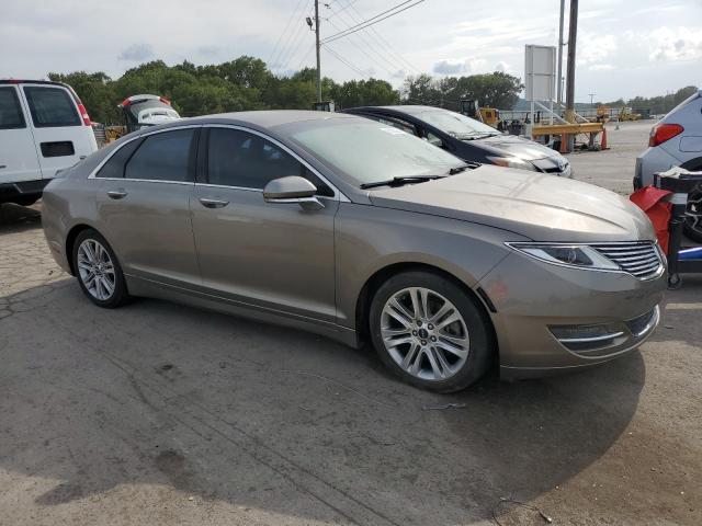 Седани LINCOLN MKZ 2016 Сріблястий