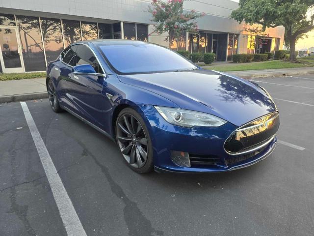 5YJSA1E28FF112321 2015 Tesla Model S